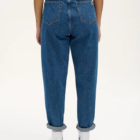 NWT Lucy & Yak Dana - Mom Denim Jeans in Mid Wash Blue - Picture 4 of 8